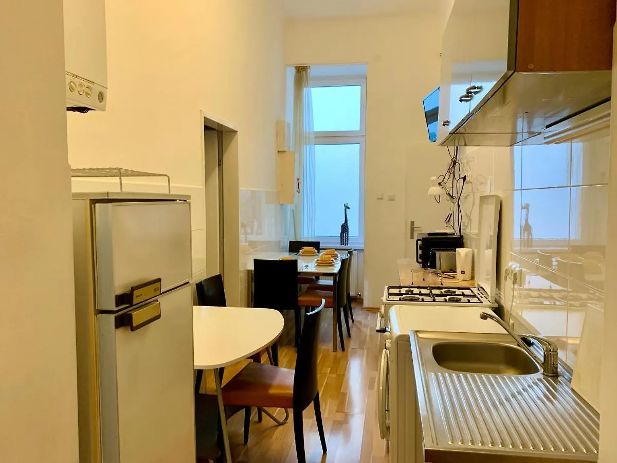 Raisa Apartments Lerchenfelder Guertel 30 维也纳